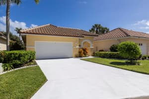 1668 Victoria Circle, Vero Beach, FL 32967 - MLS#R11135840