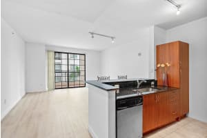 233 Federal Highway, Boca Raton, FL 33432 - MLS#R11135843