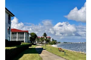 107 Half Moon Circle H1, Hypoluxo, FL 33462 - MLS#R11135868