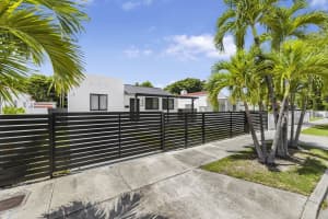 2244 Sw 10th Street, Miami