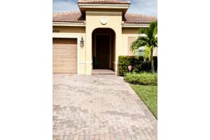 4208 Troon Place, Fort Pierce, FL 34947 - MLS#R11135952