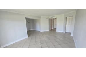 3661 Via Poinciana 306, Lake Worth, FL 33467, Lake Worth, FL 33467 - MLS#R11135977