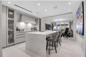 200 SE Mizner Blvd Boulevard 204, Boca Raton, FL 33432 - MLS#R11136000