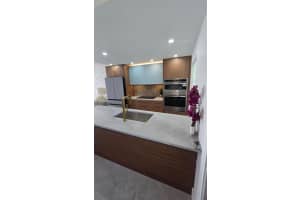 300 SW Golfview Terrace 142, Boynton Beach, FL 33426 - MLS#R11136009