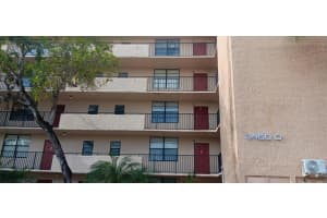 3450 Blue Lake Drive 204, Pompano Beach, FL 33064 - MLS#R11136066