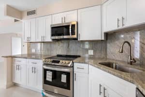 130 Lakeshore Drive 323, North Palm Beach, FL 33408 - MLS#R11136077