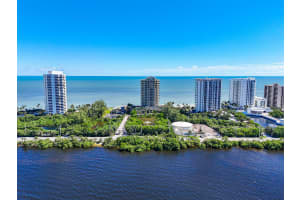 5050 N Ocean Drive 702, Singer Island, FL 33404 - MLS#R11136096