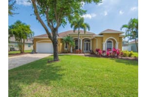 6420 Parklane Court, Vero Beach, FL 32967 - MLS#R11136103