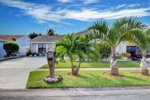 5882 Lincoln Circle W, Greenacres, FL 33463 Sold 12/31/25