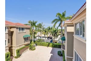 921 Osceola Drive 9, Boca Raton, FL 33432 Sold 12/02/25