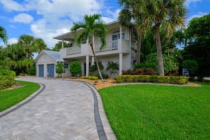 1606 Thumb Point Drive, Fort Pierce, FL 34949 - MLS#R11136116