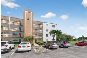 2001 Guildford A, Boca Raton, FL 33434 - MLS#R11136137