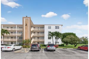 2001 Guildford A, Boca Raton, FL 33434 - MLS#R11136137