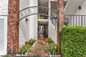 3910 Crystal Lake Drive 204, Deerfield Beach, FL 33064 - MLS#R11136152