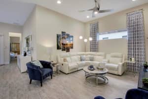 8027 Hobbes Way, Palm Beach Gardens, FL 33418 - MLS#R11136153