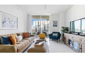 550 Okeechobee Boulevard, West Palm Beach, FL 33401 - MLS#R11136174