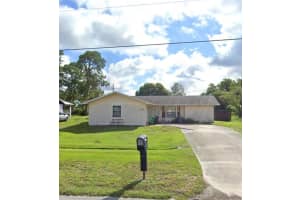 765 SE Floresta Drive, Port Saint Lucie, FL 34983 - MLS#R11136183