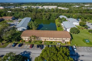 246 Northampton M, West Palm Beach, FL 33417 - MLS#R11136285