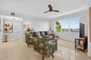 675 NW Flagler Avenue 202, Stuart, FL 34994 - MLS#R11136292