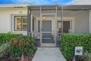 117 Sunshine Boulevard, Royal Palm Beach, FL 33411 - MLS#R11136305