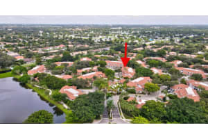 992 Nw 93rd Avenue 18, Plantation