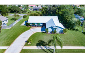 2473 SE Drayton Road, Port Saint Lucie, FL 34952 - MLS#R11136372