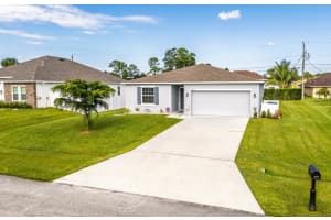 2217 SW Crocus Lane, Port Saint Lucie, FL 34953 - MLS#R11136389