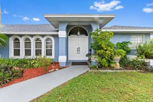 1014 SW Canary Terrace, Port Saint Lucie, FL 34953 - MLS#R11136403