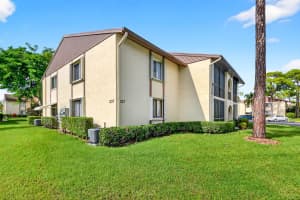 337 Knotty Pine Circle A-2, Greenacres, FL 33463 Sold 02/18/26