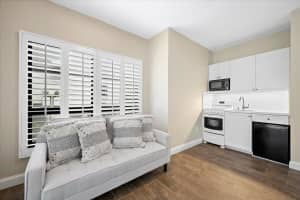 13334 Polo Club Road 227, Wellington, FL 33414 - MLS#R11136508