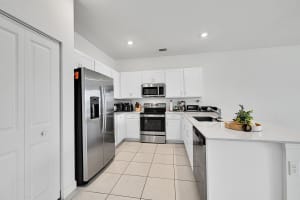 6933 Harbours Edge Avenue, Lake Worth, FL 33467 - MLS#R11136510