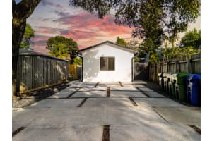 1126 NW 4th Avenue 2, Fort Lauderdale, FL 33311 - MLS#R11136521