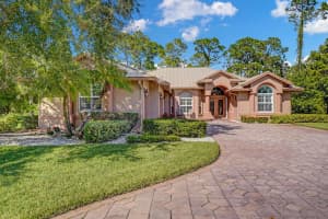 3401 Bent Pine Drive, Fort Pierce, FL 34951 - MLS#R11136561