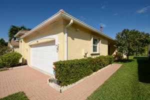 841 SW Rocky Bayou Terrace, Port Saint Lucie, FL 34986 - MLS#R11136599