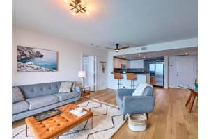 610 Clematis Street, West Palm Beach, FL 33401 - MLS#R11136611