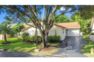 1710 Riverwood Lane, Coral Springs, FL 33071 - MLS#R11136640