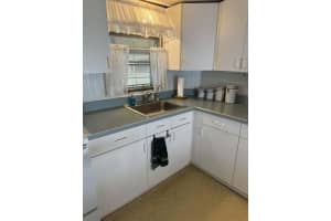 11055 Federal Highway, Hobe Sound, FL 33455 - MLS#R11136642