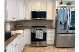 2501 Antigua Terrace H3, Coconut Creek, FL 33066 Sold 01/03/26