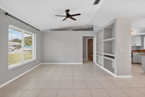 6455 NW Foxglove Street NW, Port Saint Lucie, FL 34986 - MLS#R11136669