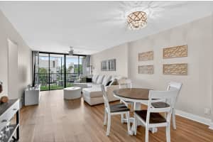 4 Royal Palm Way 3020, Boca Raton, FL 33432 - MLS#R11136696