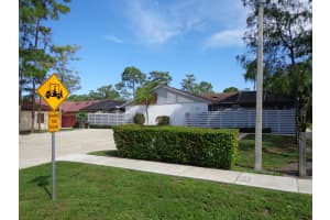 1173 Periwinkle Place, Wellington