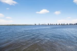 105 Paradise Harbour Boulevard 102, North Palm Beach, FL 33408 - MLS#R11136738