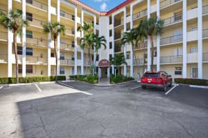 105 Paradise Harbour Boulevard 102, North Palm Beach, FL 33408 - MLS#R11136738