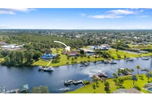 2501 SE North Lookout Boulevard, Port Saint Lucie, FL 34984 - MLS#R11136740