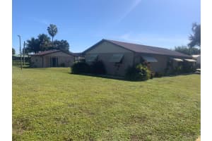 1095 Chobee Loop, Okeechobee, FL 34974 - MLS#R11136758
