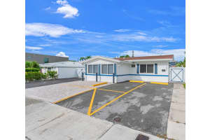 1541 NE 15th Avenue 1541, Fort Lauderdale, FL 33304 - MLS#R11136778