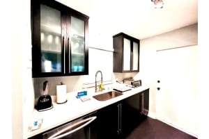 2424 NE 9th Street 112, Fort Lauderdale, FL 33304 - MLS#R11136801