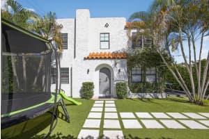 535 36th Street, West Palm Beach, FL 33407 - MLS#R11136828