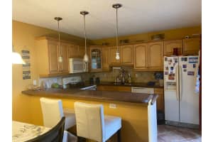 562 Springdale Circle, Palm Springs, FL 33461 - MLS#R11136881