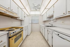 101 Leisure Lake Circle 102, Boynton Beach, FL 33426 - MLS#R11136886